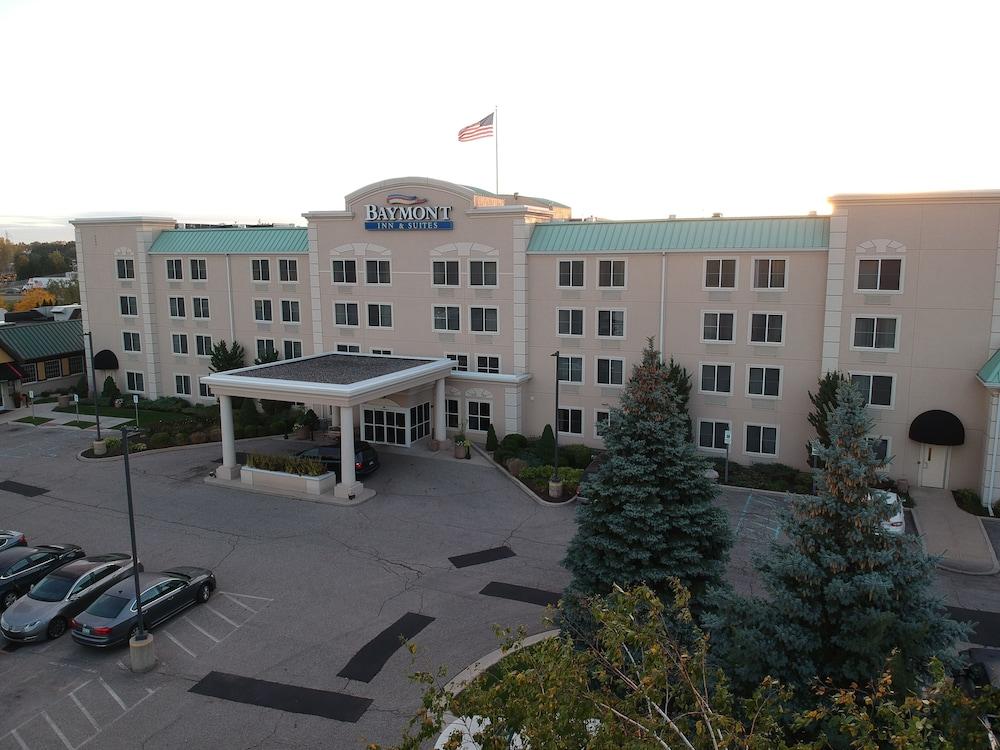 Baymont By Wyndham Grand Rapids Sw/Byron Center Hotel Exterior photo